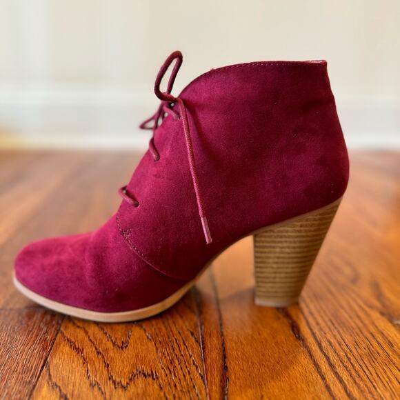 Maurice Daphne Faux Suede Heeled Ankle Bootie Women's Shoes 7.5 Boho Burgundy - Picture 7 of 13